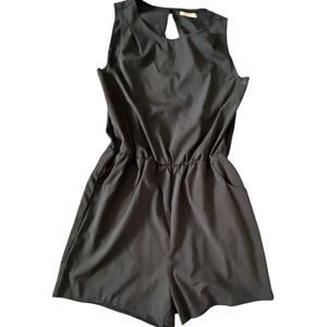 Acevog Black Sleeveless Romper - Size M